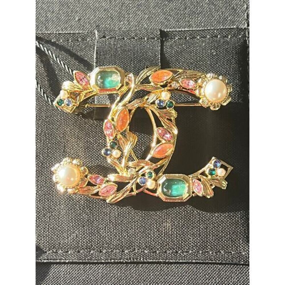 Chanel brooch multi stone pearl gold tone 2022